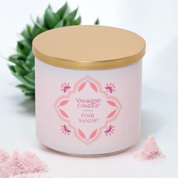 Yankee Candle Other - Yankee Candle 3 Wick Pink Sands Candle, NWT